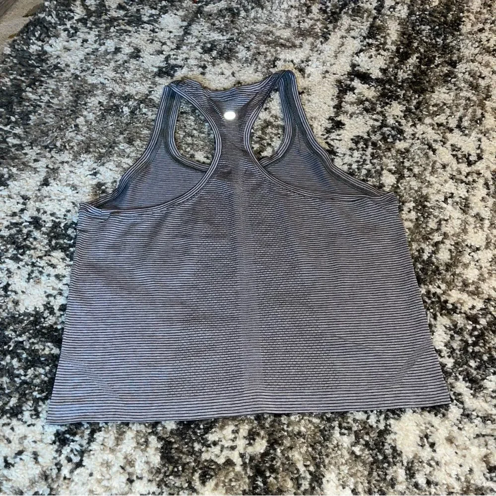 Lululemon swiftly tech tank race length size 12